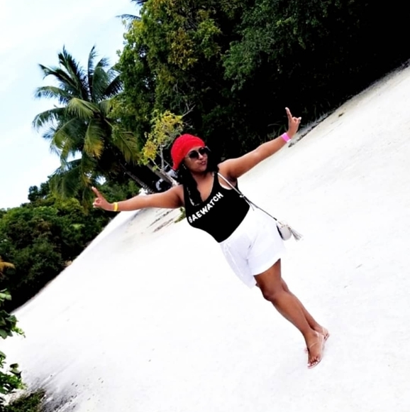 Meet your Posher, Amal - Picture 7 of 12